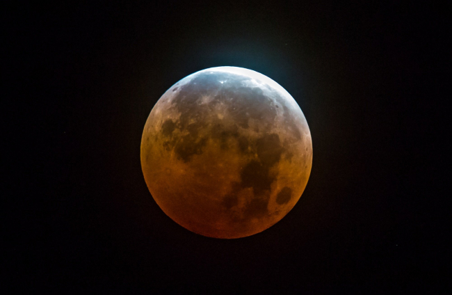 Todo lo que necesitas saber sobre el eclipse lunar de mayo