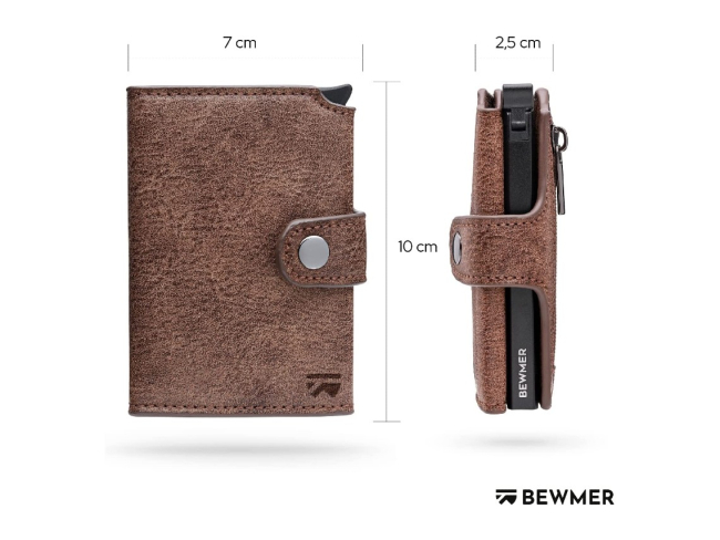 Las dimensiones de esta cartera de Bawer son de lo más compactas. Amazon.