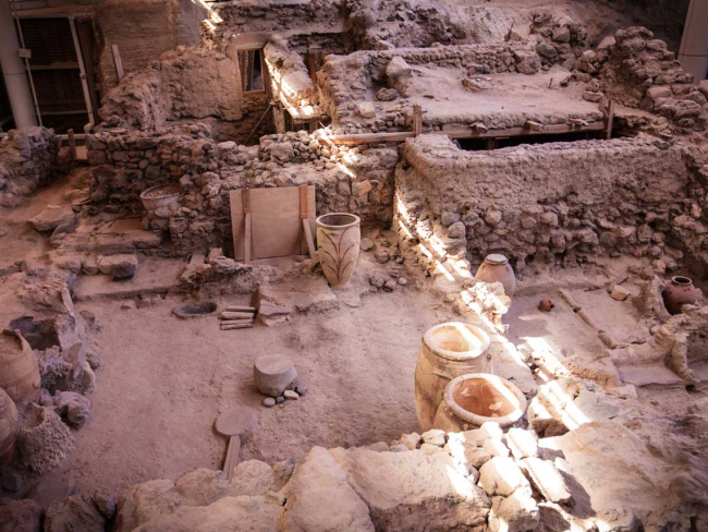 Yacimiento arqueológico de Akrotiri. Imagen: iStock Photos.