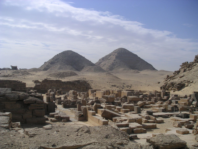 Las pirámides de Abu Sir. Imagen: Wikicommons