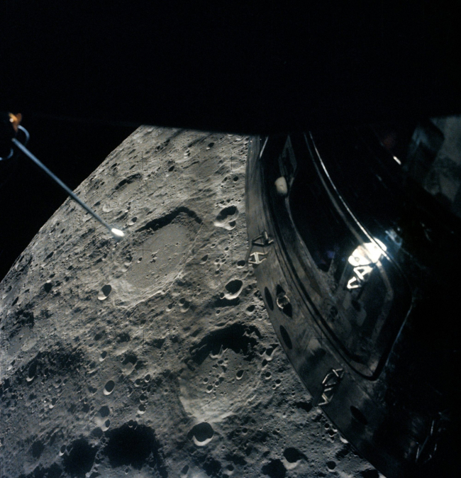 Apolo 13 y la Luna